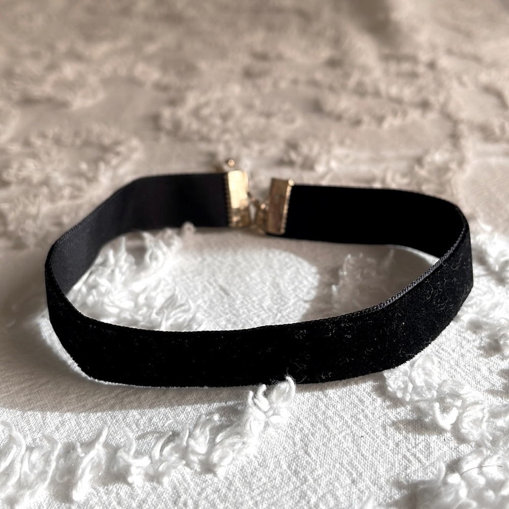 Velvet Choker Necklace